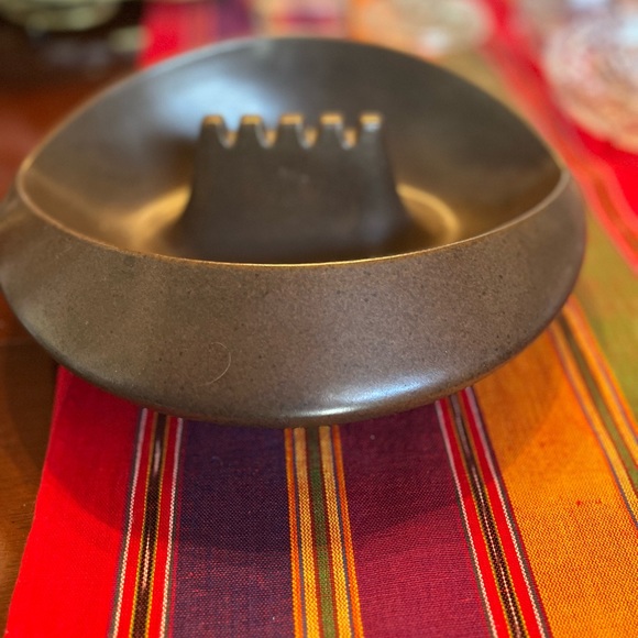 Hyalyn porcelain mid century modern ashtray - Picture 7 of 7